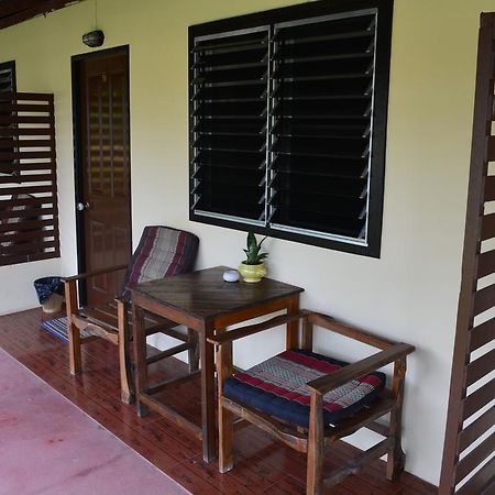 M&M Guesthouse Ко Чанг Экстерьер фото
