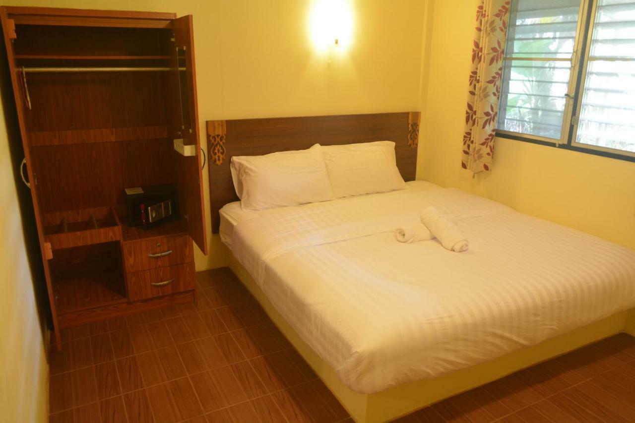 M&M Guesthouse Ко Чанг Экстерьер фото